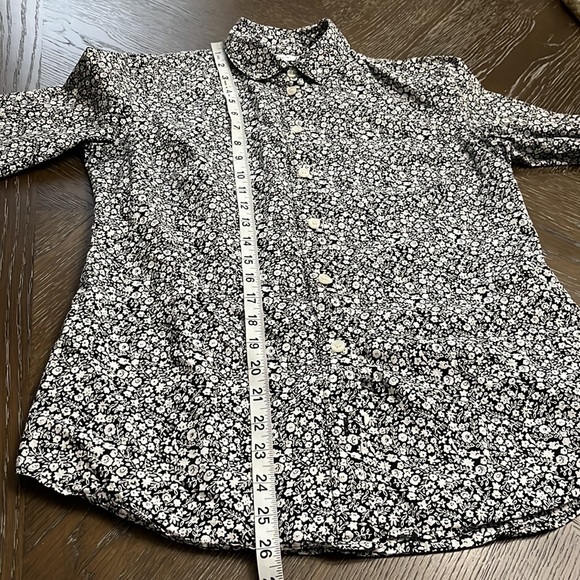 J. Crew Calico navy & white small floral print button down shirt Size XS - Picture 16 of 17